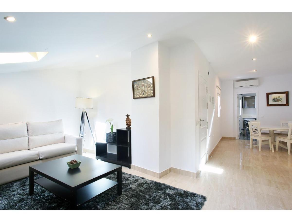 Apartamentos Unisierra Малага Екстер'єр фото