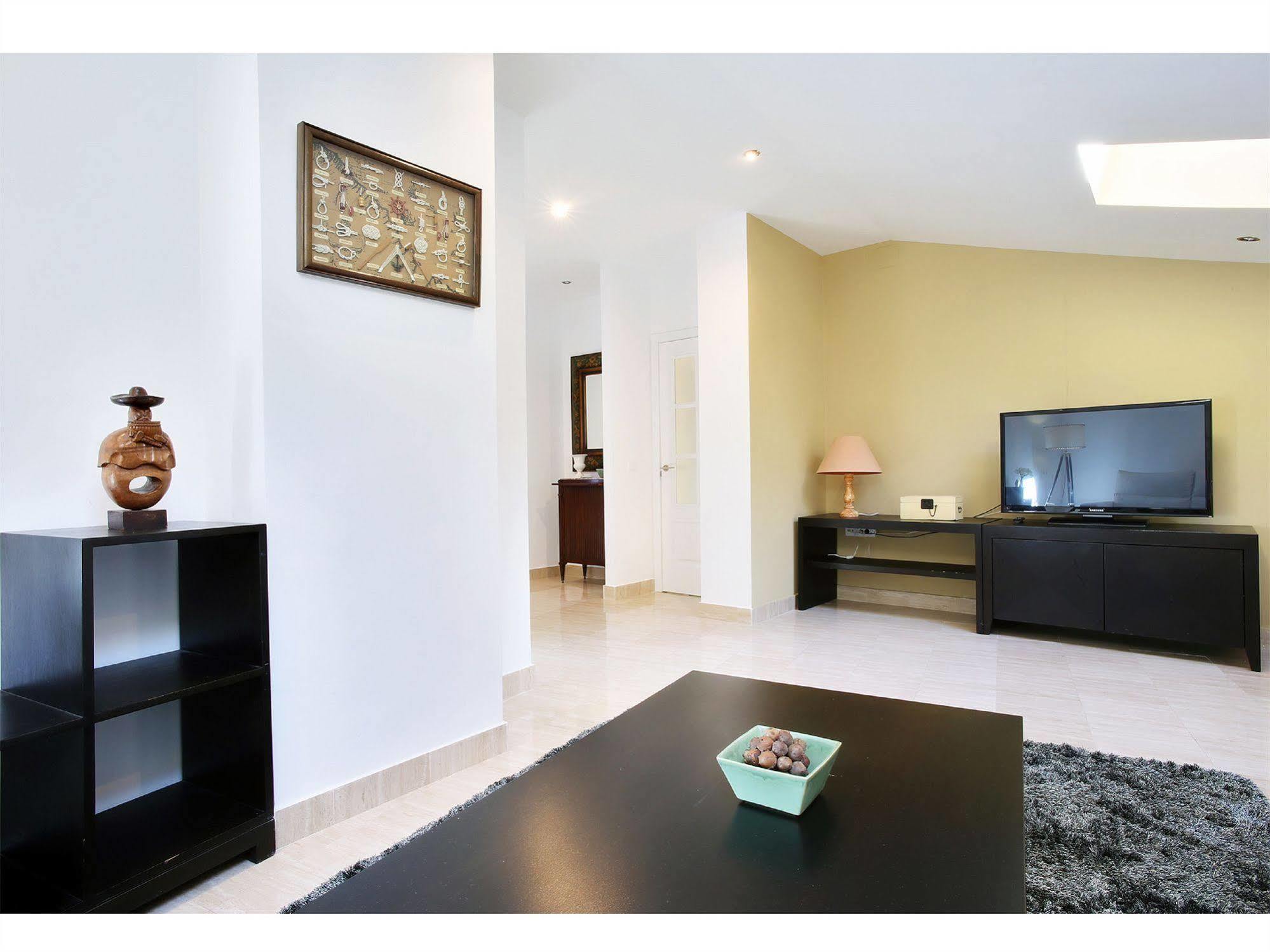 Apartamentos Unisierra Малага Екстер'єр фото
